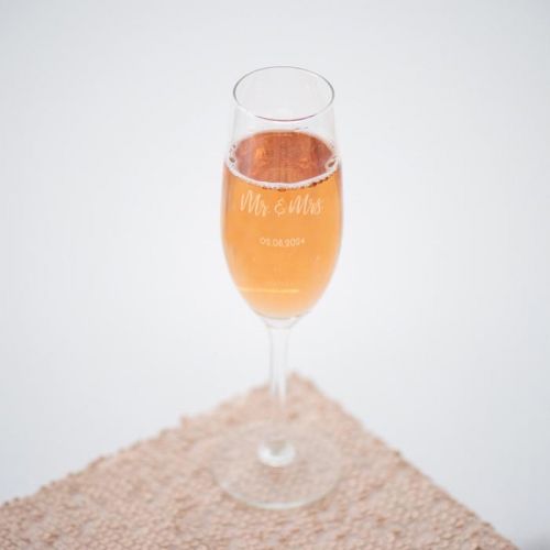 Champagnerglas mit Text eingraviert