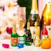 Weihnachtsaufhänger lässt Champagnerflasche feiern Sass & Belle