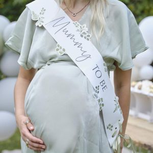 Mummy Sash wird Botanical Baby Ginger Ray