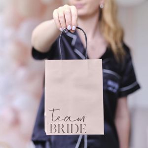 Handout-Taschen Team Bride Future Mrs Ginger Ray