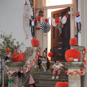 Luxuriöse Halloween-Girlande mit Wabenmuster Meri Meri