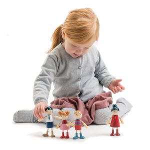 Hölzerne Puppenhauspuppen Familie Tender Leaf Toys