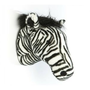 Mag ik je voorstellen aan Daniel! Deze stoere zebra van het merk Wild&Soft is een echte eye-cather voor aan de muur.