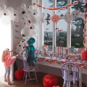 Pastell-Teller mit Halloween-Sternen (8 Stück) Meri Meri