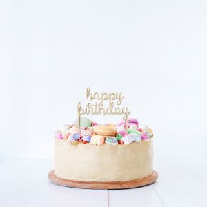 Kuchenaufsatz „Happy Birthday“ aus Holz