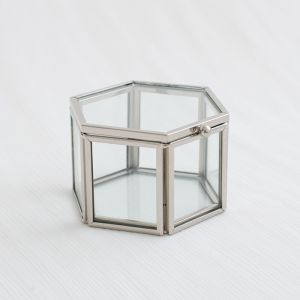 Glazen ringdoosje hexagon zilverkleurige randjes